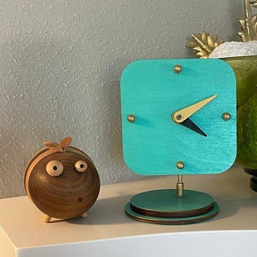 Mint Adjustable Table Clock 03