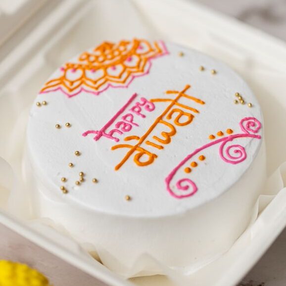 Customized Bento Cake for Diwali 🧡🪔