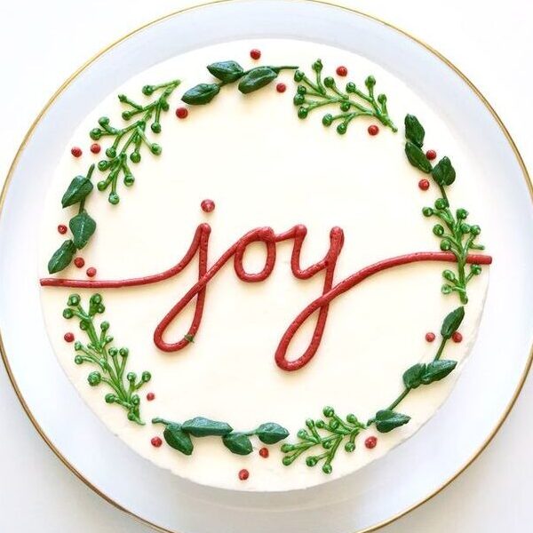 Christmas Wreath Joy Cake