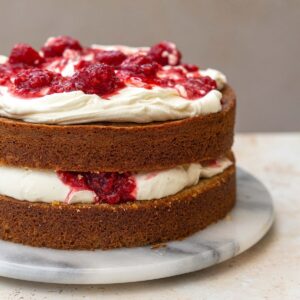 Classic Vanilla Berry Cake