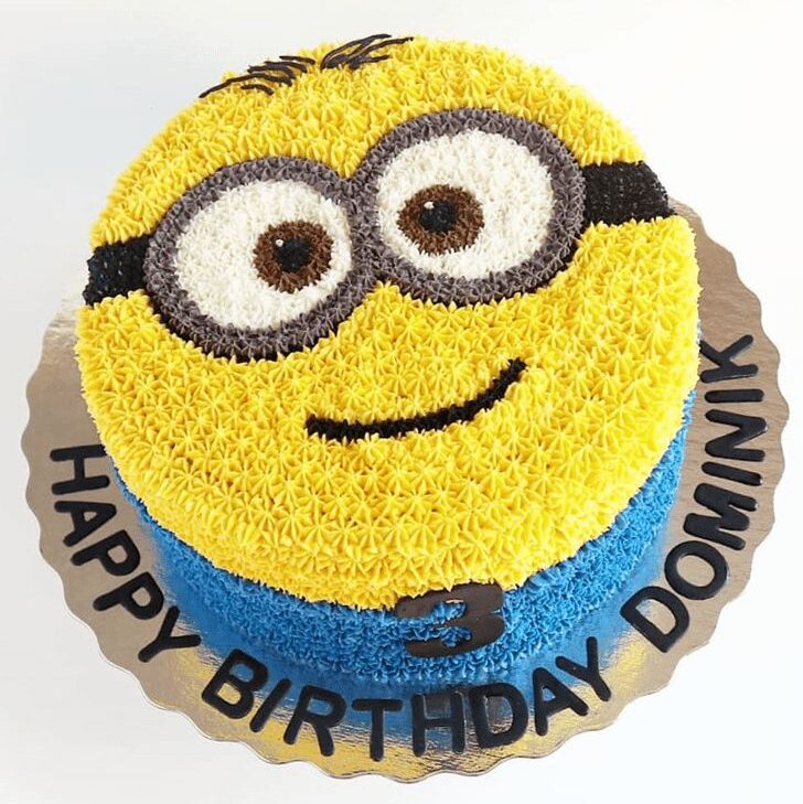 minion cake 1
