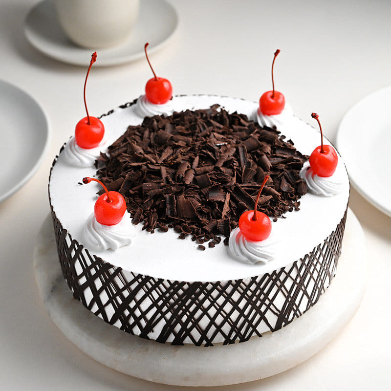 rosey-prismatic-with-black-forest-cake-9814440co-D_0.jpg